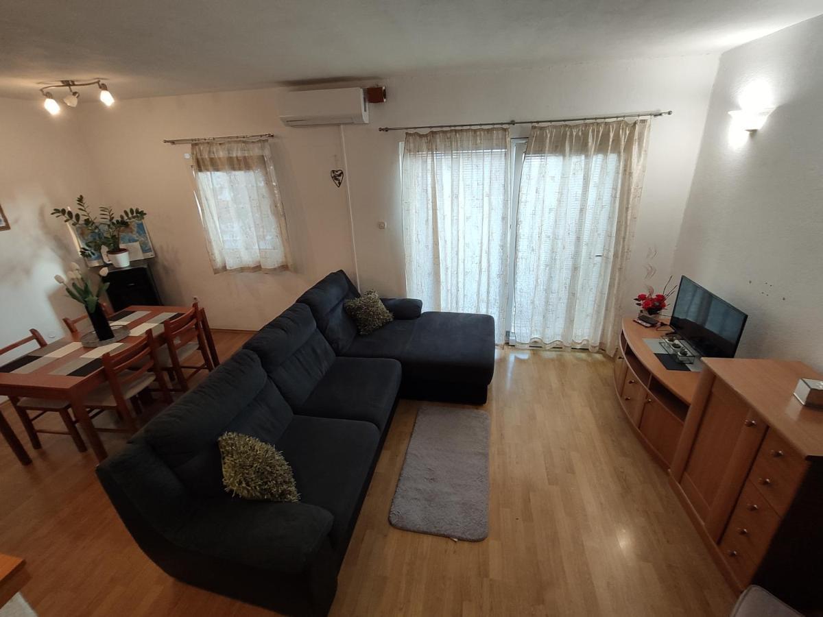 Apartments Jadranka Makarska Exterior foto