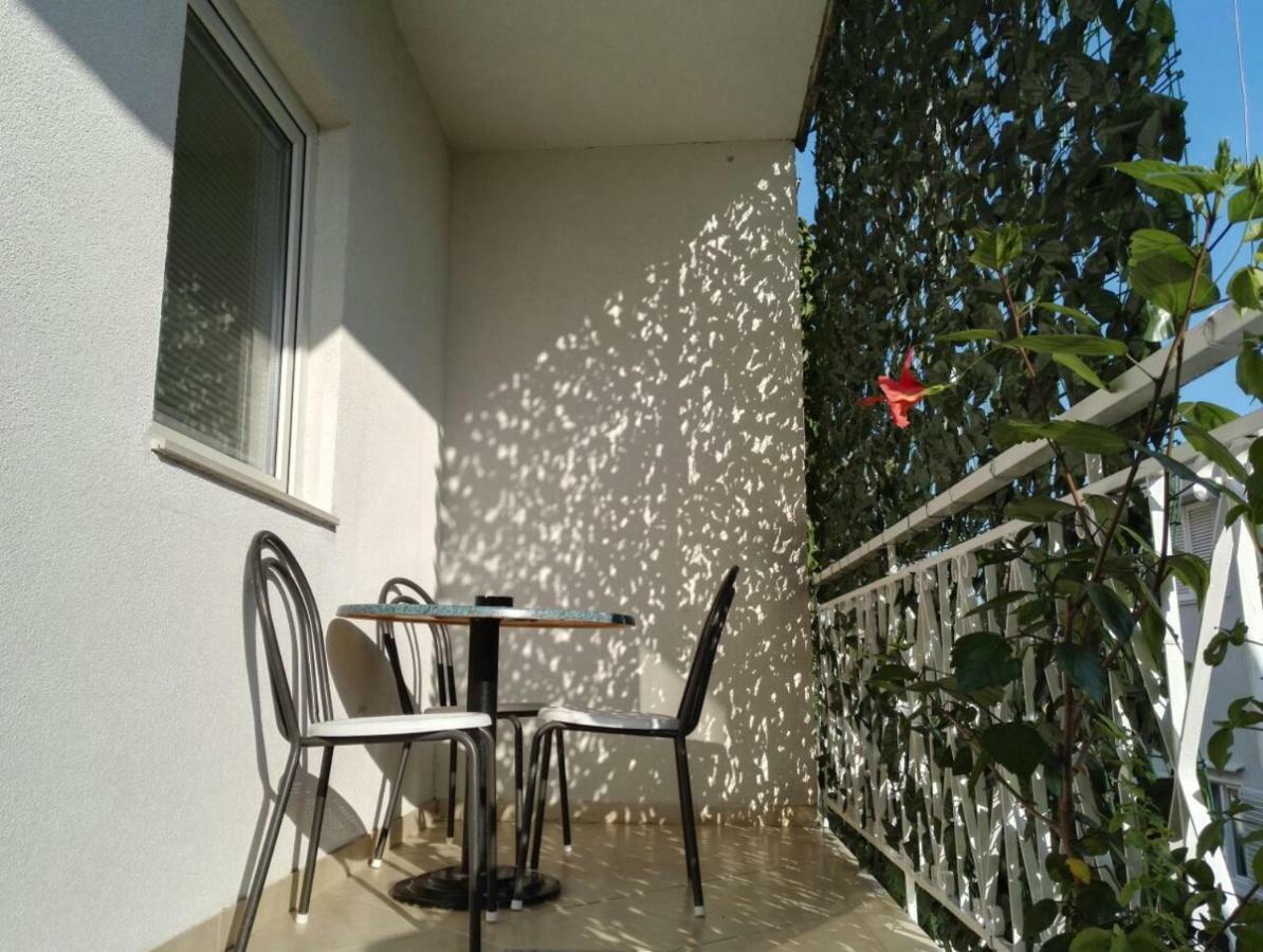 Apartments Jadranka Makarska Exterior foto